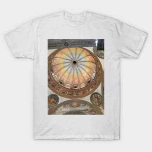 Dome of Basilica of Sant'Eustorgio, Milan T-Shirt